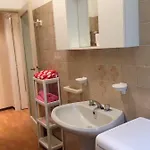 Ombrosa شقة Nebbiuno